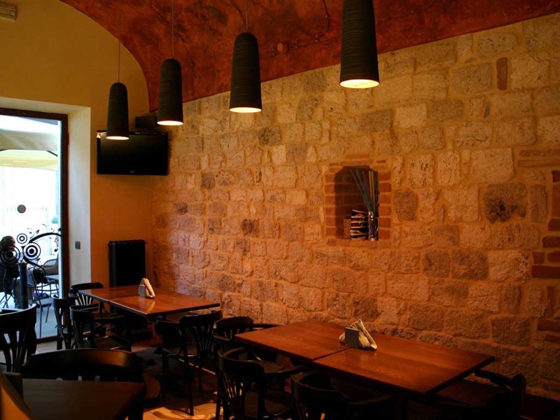 Ostium Pub, enoteca, birreria, stuzzicheria vicino Piazza Arringo - Ascoli Piceno